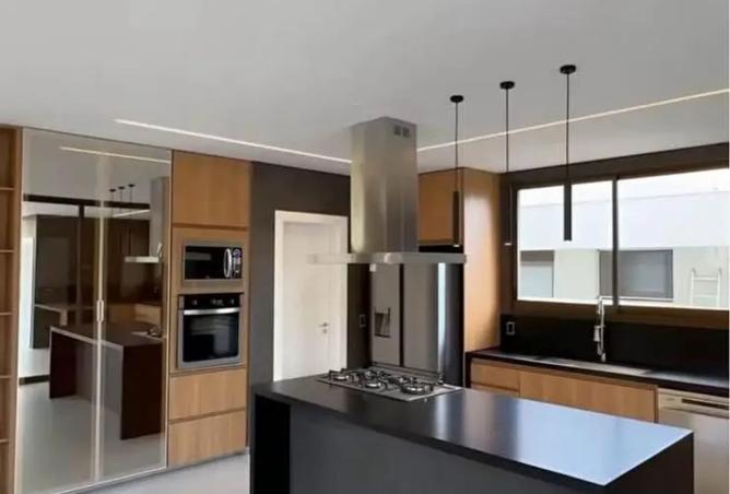 8045365 - Property Image 2