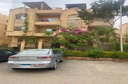Apartment - 3 Bedrooms - 2 Bathrooms for sale in Orouba Axis - Area A - Ganoob El Acadimia - New Cairo City - Cairo