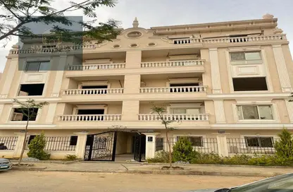 Apartment - 3 Bedrooms - 2 Bathrooms for sale in 1st Neighborhood - 1st District East - Shorouk City - Cairo