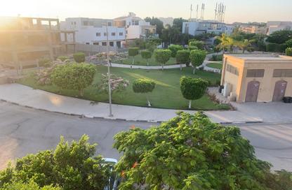 فيلا - 8 غرف نوم - 8 حمامات للبيع في 6 ويست - بيفرلي هيلز - كمبوندات الشيخ زايد - الشيخ زايد - الجيزة