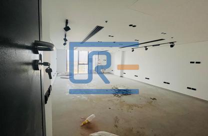 Office Space - Studio - 1 Bathroom for rent in Hyde Park Business District Mall - South Teseen St. - The 5th Settlement - New Cairo City - Cairo