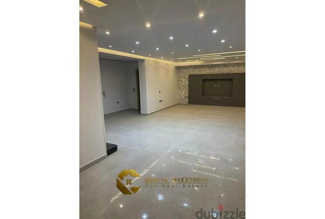 8135167 - Property Image 2