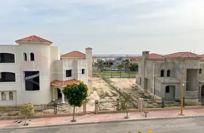 منزل مزدوج - 3 غرف نوم - 3 حمامات للبيع في اليكس ويست - كمبوندات الاسكندرية - الاسكندرية