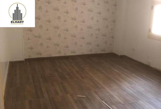 7927618 - Property Image 2