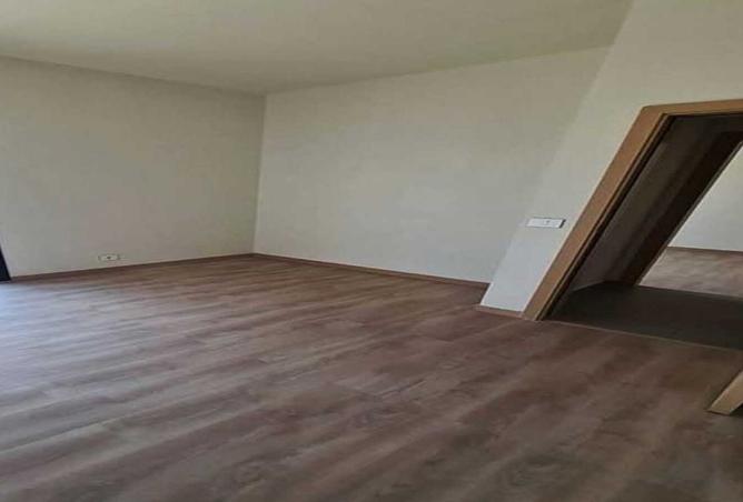 8083189 - Property Image 2