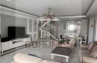 Penthouse - 3 Bedrooms - 4 Bathrooms for sale in Ashgar Darna - Zahraa El Maadi - Hay El Maadi - Cairo