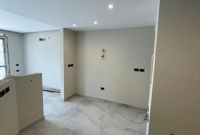 8087270 - Property Image 3