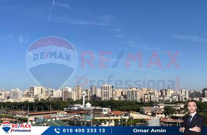 شقة - 4 غرف نوم - 2 حمامات للبيع في شارع عمر لطفي - سبورتنج - حي شرق - الاسكندرية