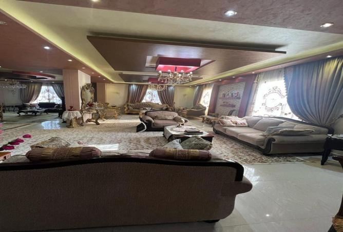 8312459 - Property Image 3