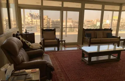 شقة - 3 غرف نوم - 3 حمامات للايجار في شارع الميرغني - ارض الجولف - مصر الجديدة - القاهرة