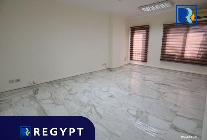 8314608 - Property Image 2