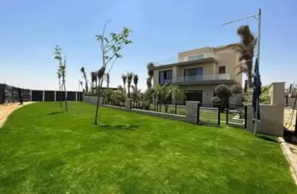 Villa - 5 Bedrooms - 4 Bathrooms for sale in New Zayed City - Sheikh Zayed City - Giza