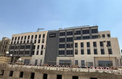 Office Space - Studio - 1 Bathroom for sale in Swan Lake Residence - 5th Settlement Compounds - The 5th Settlement - New Cairo City - Cairo