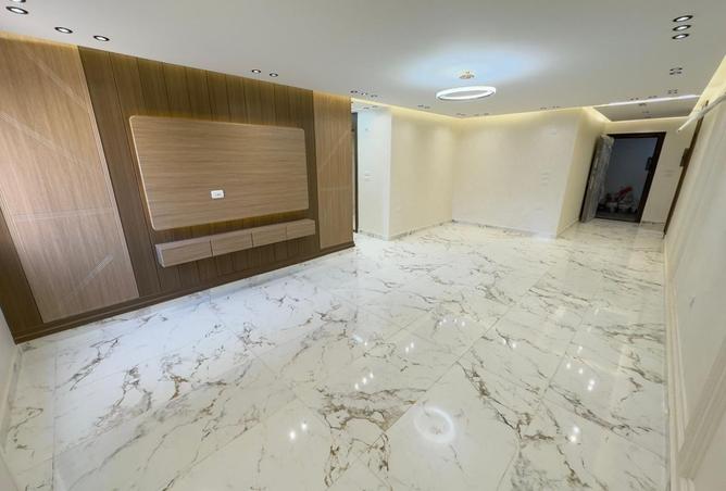 8238315 - Property Main Image