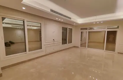 Apartment - 3 Bedrooms - 3 Bathrooms for sale in Village West - Sheikh Zayed Compounds - Sheikh Zayed City - Giza