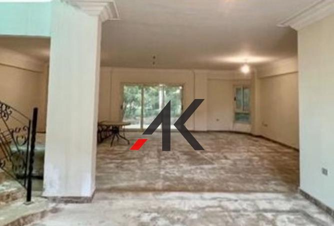 8220040 - Property Image 3