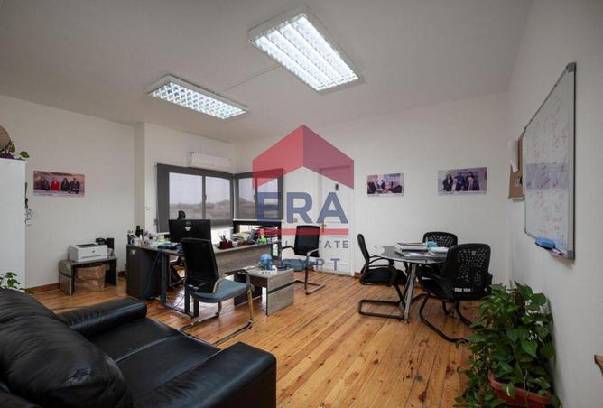 8350990 - Property Image 3
