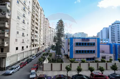 شقة - 3 غرف نوم - 2 حمامات للبيع في شارع السلام - سموحة - حي شرق - الاسكندرية