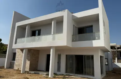 فيلا - 3 غرف نوم - 4 حمامات للبيع في كليوباترا سكوير - محور 26 يوليو - مدينة 6 أكتوبر - الجيزة