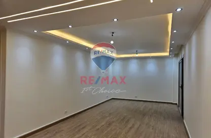 Apartment - 2 Bedrooms - 1 Bathroom for sale in Madinaty - Cairo