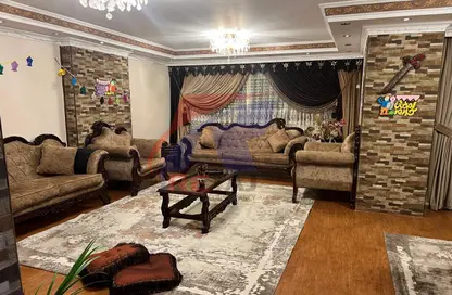 Apartment - 3 Bedrooms - 2 Bathrooms for rent in Mohyee Al Din Abd Al Al Hamid St. - 8th Zone - Nasr City - Cairo