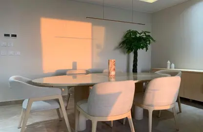 Apartment - 2 Bedrooms - 3 Bathrooms for sale in Park Side Residence - Zed Towers - Sheikh Zayed Compounds - Sheikh Zayed City - Giza