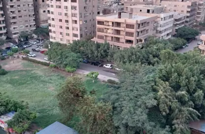 Apartment - 2 Bedrooms - 1 Bathroom for sale in Gamal Eldin Kassem St. - 8th Zone - Nasr City - Cairo