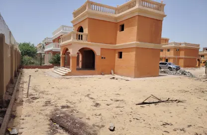 iVilla - 3 Bedrooms - 3 Bathrooms for sale in Stella Heliopolis - Cairo - Ismailia Desert Road - Cairo
