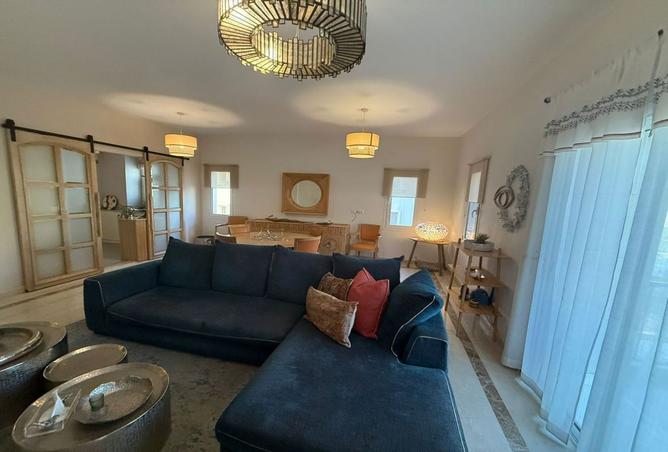 8080395 - Property Image 2