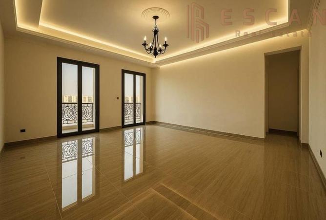 8222161 - Property Image 2