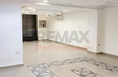 Shop - Studio - 1 Bathroom for sale in Al Atarin Mosque St. - El Mansheya - Hay El Gomrok - Alexandria