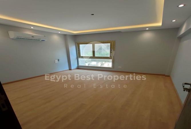 7975931 - Property Image 2