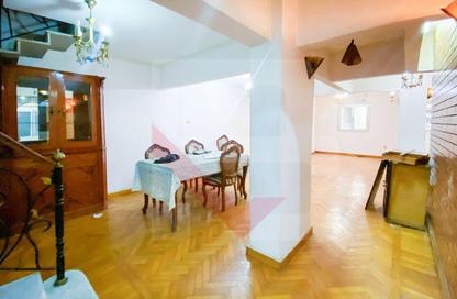 Duplex - 3 Bedrooms - 5 Bathrooms for sale in La Vison St. - Bolkly - Hay Sharq - Alexandria
