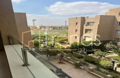 شقة - 2 غرف نوم - 2 حمامات للبيع في ذا فيلدج - المستثمرين الجنوبية - مدينة القاهرة الجديدة - القاهرة