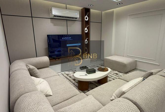 8015465 - Property Image 2
