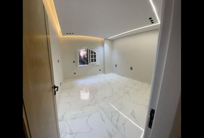 8143611 - Property Image 3