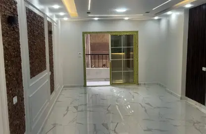 Apartment - 3 Bedrooms - 2 Bathrooms for sale in Al Lebeny Axis - El Mariouteya - Faisal - Hay El Haram - Giza