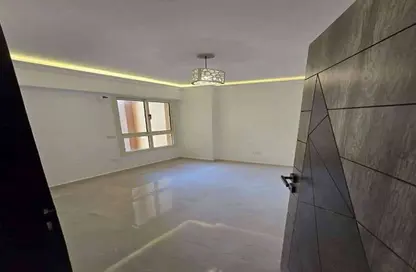 Apartment - 2 Bedrooms - 1 Bathroom for sale in Esse Residence - Sarai - Mostakbal City Compounds - Mostakbal City - Future City - Cairo
