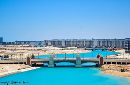 شقة - 2 غرف نوم - 3 حمامات للبيع في الحي اللاتيني - مدينة العلمين الجديدة - العلمين - الساحل الشمالي