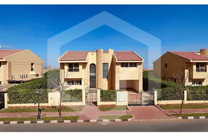 Villa - 4 Bedrooms - 5 Bathrooms for rent in Al  Rabwa - Sheikh Zayed Compounds - Sheikh Zayed City - Giza