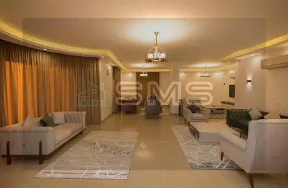 Apartment - 3 Bedrooms - 2 Bathrooms for rent in Doctor Mohamed Youssef St. - El Banafseg 7 - El Banafseg - New Cairo City - Cairo