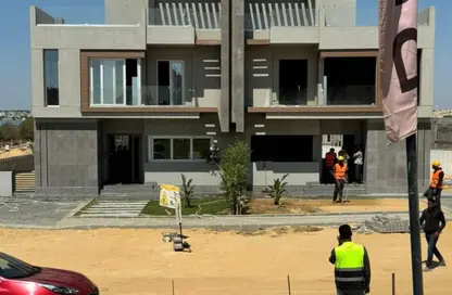 Twin House - 5 Bedrooms - 5 Bathrooms for sale in V Levels - Sheikh Zayed Compounds - Sheikh Zayed City - Giza