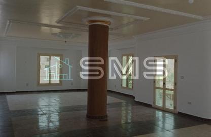 Apartment - 4 Bedrooms - 3 Bathrooms for rent in Doctor Yassin Abdel Ghaffar St. - Area C - Ganoob El Acadimia - New Cairo City - Cairo