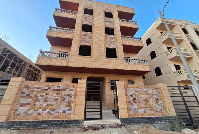 8157998 - Property Main Image