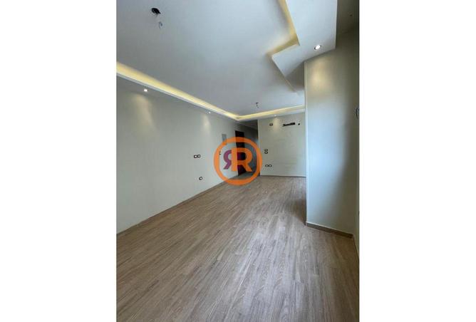 8260666 - Property Image 3