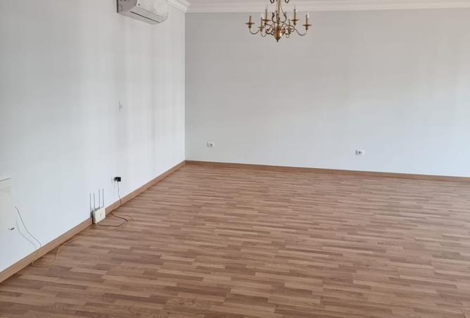 8315988 - Property Image 2