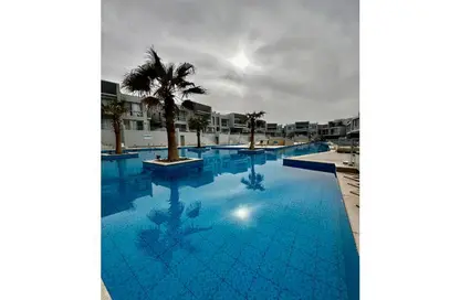 Twin House - 4 Bedrooms - 2 Bathrooms for rent in Mountain View - Ras Al Hekma - North Coast