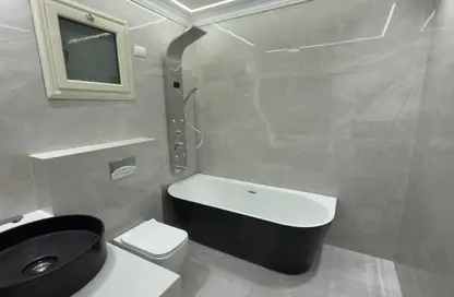 Apartment - 3 Bedrooms - 2 Bathrooms for rent in Eighth Sector - Zahraa El Maadi - Hay El Maadi - Cairo