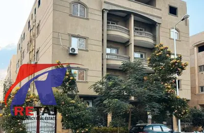 Apartment - 3 Bedrooms - 2 Bathrooms for sale in Al Shorouk Road - 1st Neighborhood - 8th District - Shorouk City - Cairo