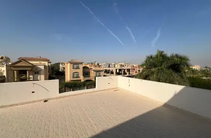 منزل مزدوج - 8 غرف نوم - 8 حمامات للبيع في النخيل - كمبوندات الشروق - مدينة الشروق - القاهرة
